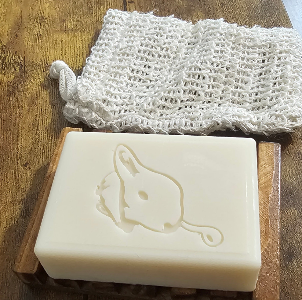 Teak Soap Saver W/ Exfoliation Soap Bag